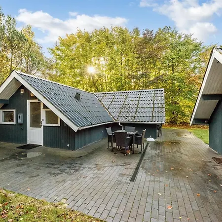 Avni - 30km From The Sea By Interhome